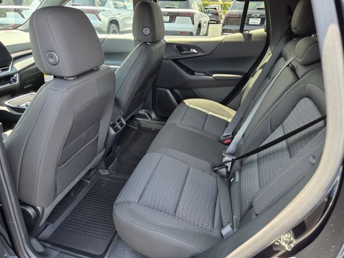 New 2027 Chevrolet Equinox LT w/ LPO, Floor Liner Package FWD image 6