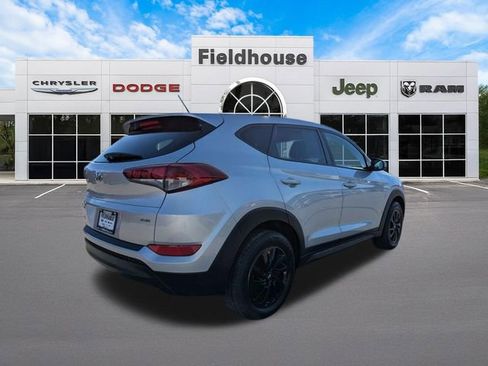 Used 2018 Hyundai Tucson SE AWD/4WD image 11