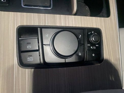 Used 2024 MAZDA CX-90 Plug-In Hybrid w/ Premium Plus image 17