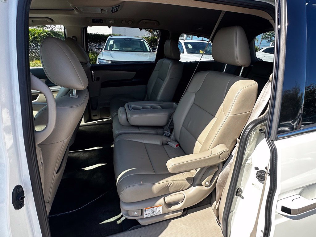 Used 2015 Honda Odyssey Touring image 17