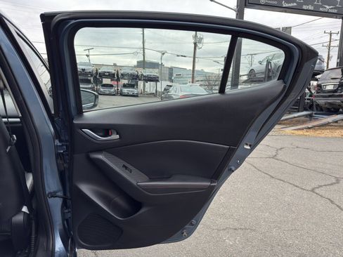 Used 2016 MAZDA MAZDA3 s Touring image 13