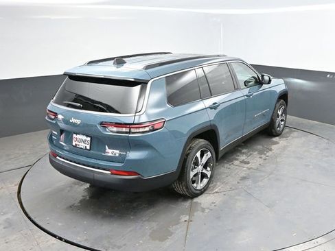 New 2026 Jeep Grand Cherokee L Limited AWD/4WD image 39