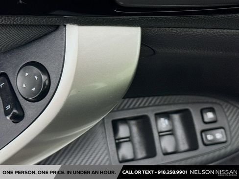 Used 2018 Mitsubishi Eclipse Cross ES image 17