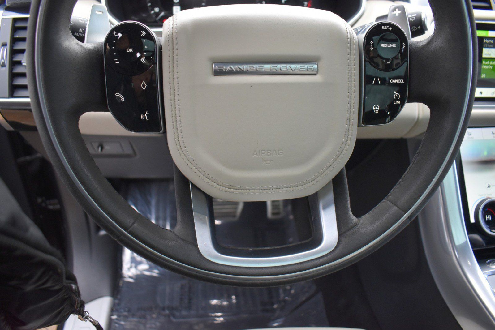 Used 2020 Land Rover Range Rover Sport HST AWD/4WD image 11