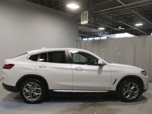 Used 2024 BMW X4 xDrive30i w/ Parking Assistance Package AWD/4WD image 21