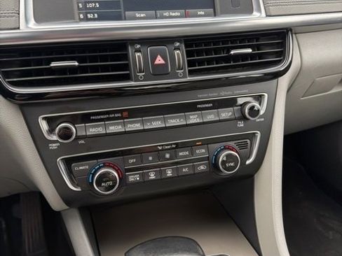 Used 2017 Kia Optima EX image 7