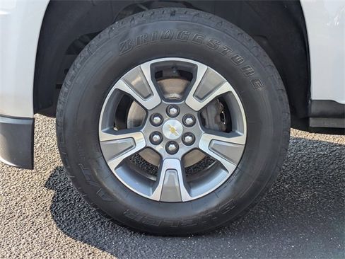 Used 2016 Chevrolet Colorado Z71 image 15