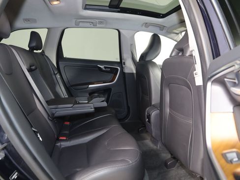 Used 2017 Volvo XC60 T6 Inscription w/ Protection Package AWD/4WD image 14