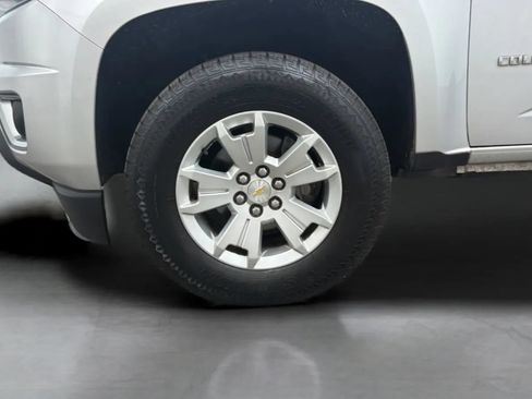 Used 2020 Chevrolet Colorado LT w/ LT Convenience Package AWD/4WD image 26