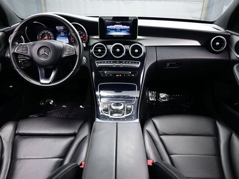 Used 2018 Mercedes-Benz C 300 Sedan w/ Premium Package image 20