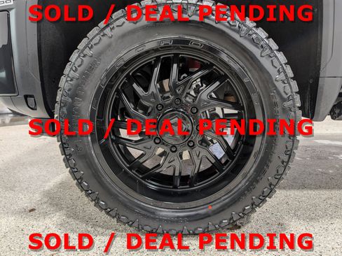 Used 2025 GMC Sierra 3500 Denali image 30