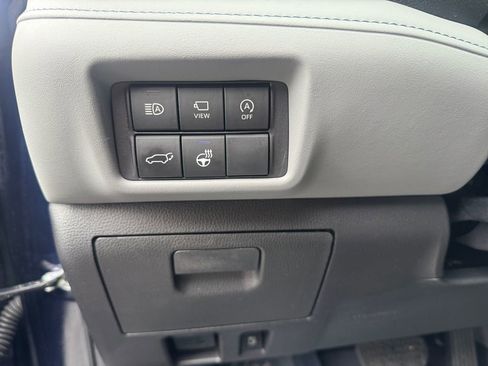 Used 2023 Toyota Highlander Platinum image 22