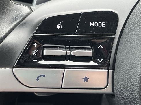 Used 2024 Hyundai Tucson Limited image 28