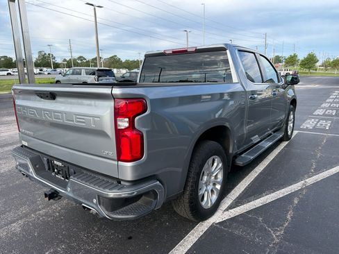 Used 2024 Chevrolet Silverado 1500 LTZ AWD/4WD image 5