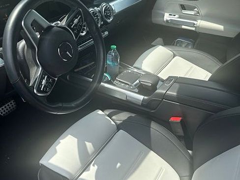 Certified 2023 Mercedes-Benz GLB 250 4MATIC image 4