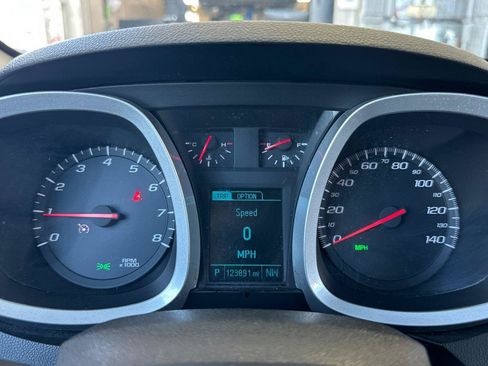 Used 2013 Chevrolet Equinox LT AWD/4WD image 23