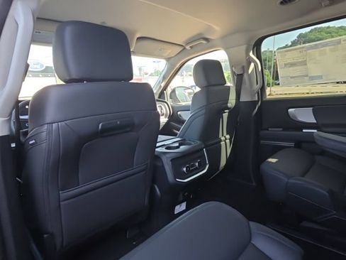 New 2026 Ford Expedition Max Active AWD/4WD image 23