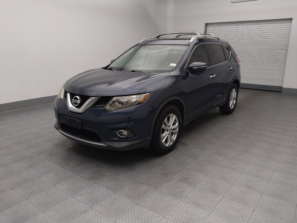 Used 2015 Nissan Rogue SV w/ SV Premium Package FWD image 2