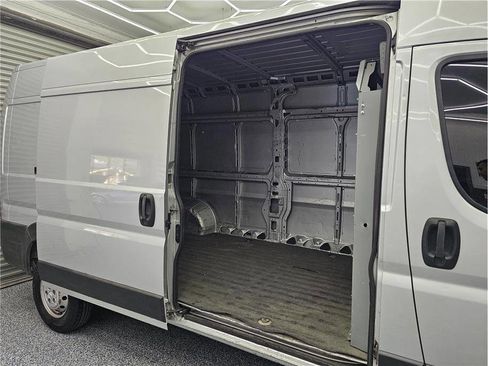 Used 2015 RAM ProMaster 2500 FWD image 14