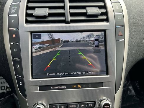 Used 2020 Lincoln MKZ w/ Convenience Package FWD image 25