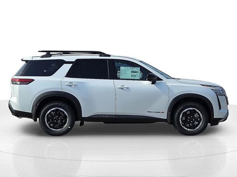 New 2026 Nissan Pathfinder Rock Creek image 6