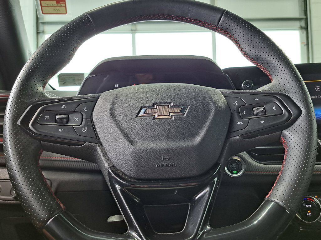 Used 2024 Chevrolet TrailBlazer RS w/ Convenience Package AWD/4WD image 10