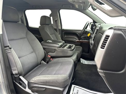 Used 2017 GMC Sierra 1500 SLE image 44