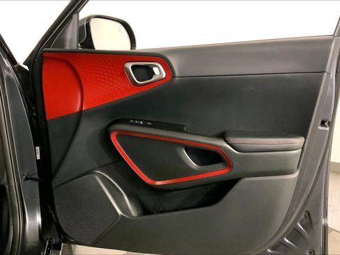 Certified 2023 Kia Soul GT-Line FWD image 25