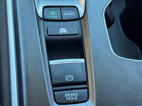 Used 2022 Honda Accord Touring image 23