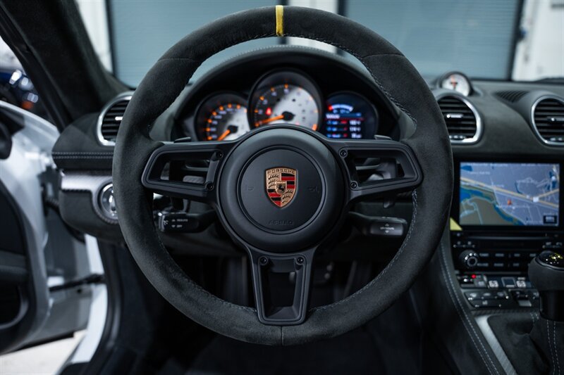 Used 2023 Porsche 718 Cayman GT4 RS RWD image 19