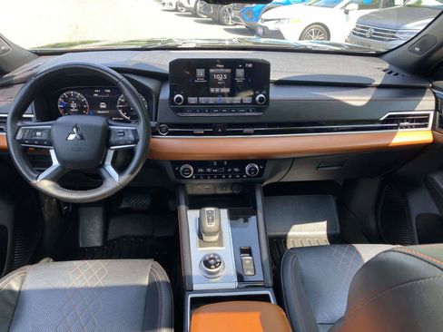 Used 2022 Mitsubishi Outlander SEL AWD/4WD image 23