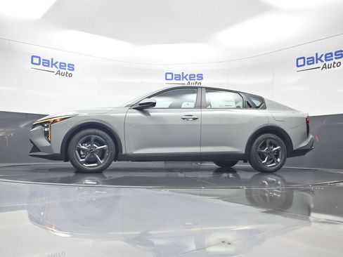 New 2026 Kia K4 FWD image 39