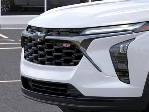 New 2026 Chevrolet Trax RS w/ Sunroof Package FWD image 13