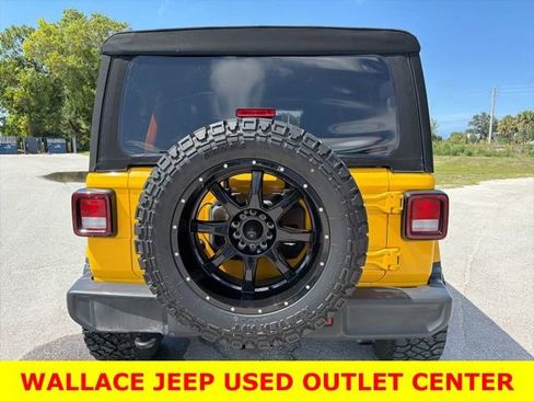 Used 2020 Jeep Wrangler Unlimited Sahara AWD/4WD image 6