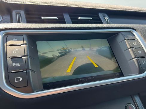 Used 2019 Land Rover Range Rover Evoque SE AWD/4WD image 45