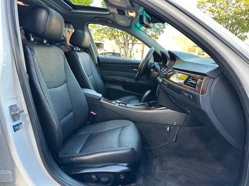 Used 2011 BMW 335d Sedan image 20