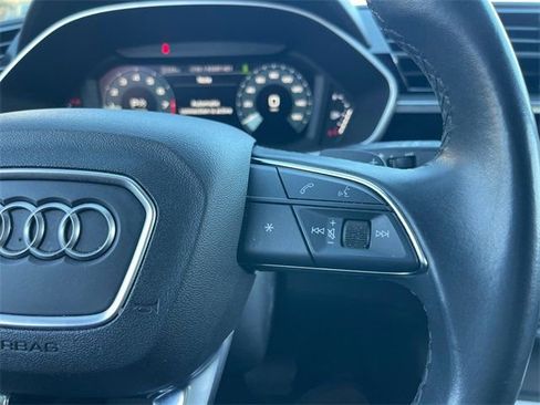 Used 2023 Audi Q3 2.0T Premium image 14