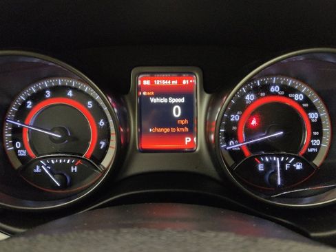 Used 2019 Dodge Journey Crossroad FWD image 23