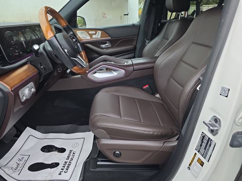 Used 2021 Mercedes-Benz GLS 450 4MATIC image 12