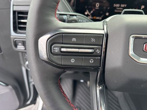 Used 2025 GMC Yukon AT4 Ultimate image 31