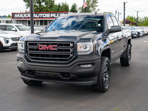 Used 2017 GMC Sierra 1500 SLE w/ Elevation Edition AWD/4WD image 5