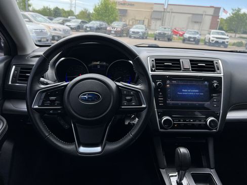 Used 2019 Subaru Legacy 2.5i Premium AWD/4WD image 2