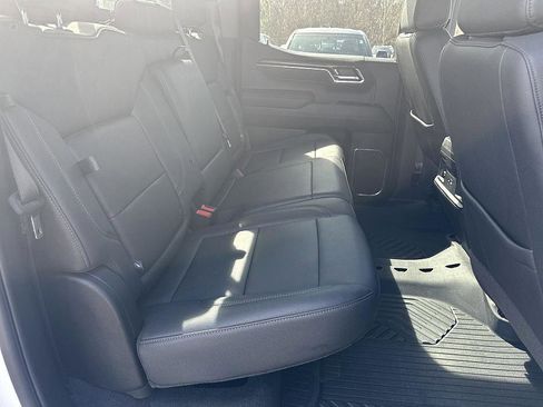 Used 2025 Chevrolet Silverado 1500 LT Trail Boss w/ Convenience Package II image 20