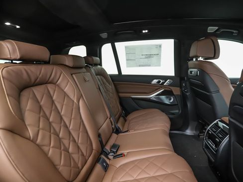 New 2027 BMW X7 xDrive40i w/ Executive Package AWD/4WD image 30