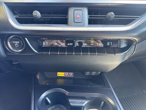 Used 2023 Lexus UX 250h FWD w/ Accessory Package (Z2) image 19