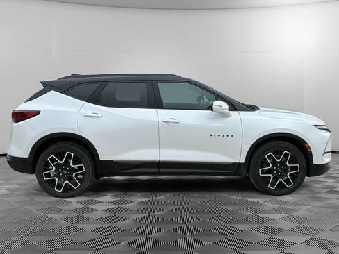 Certified 2024 Chevrolet Blazer RS w/ Driver Confidence II Package AWD/4WD image 6