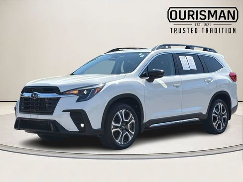 Certified 2025 Subaru Ascent Limited AWD/4WD image 2