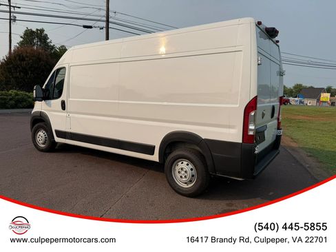 Used 2023 RAM ProMaster 2500 FWD image 3