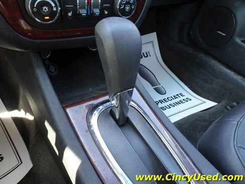 Used 2011 Chevrolet Impala LT w/ Luxury Edition Package FWD image 16