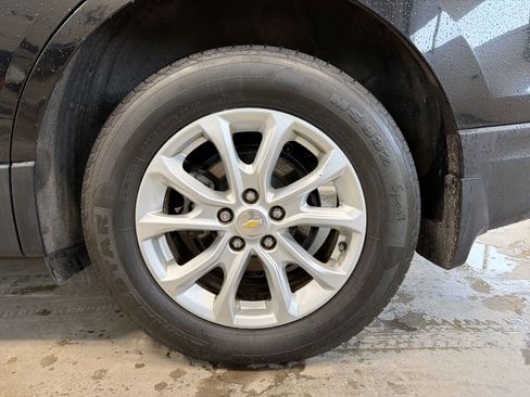 Used 2020 Chevrolet Equinox LT FWD image 19